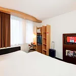 Ibis Stare 3*