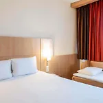 Ibis Stare 3*
