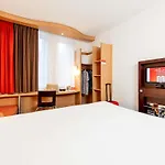 Hotel Ibis Stare