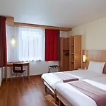 Ibis Stare 3*