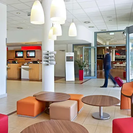 Ibis Stare Отель 3*