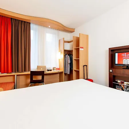 Hotel Ibis Stare