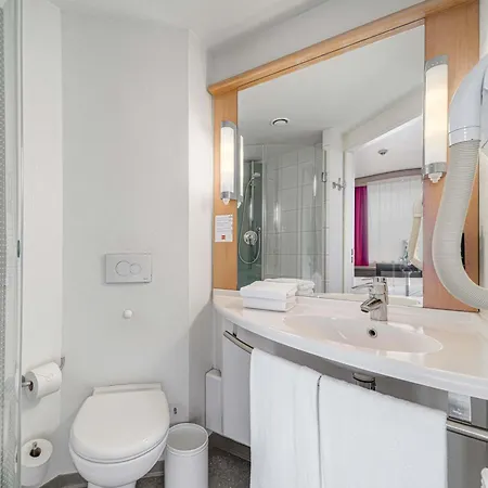 Ibis Stare Hotel 3*