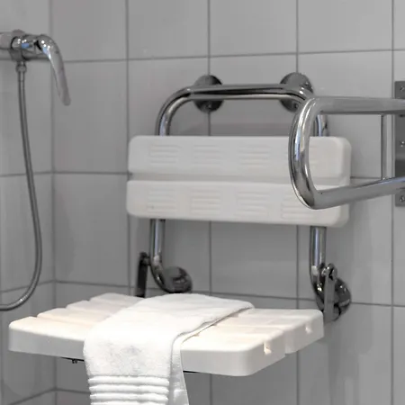 Ibis Stare Hotel 3*