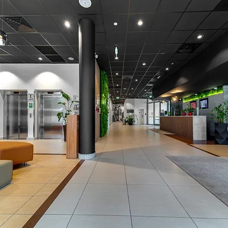 Hotel Ibis Stare 3*