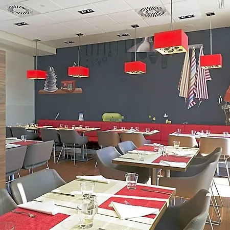 Ibis Stare Hotel 3*
