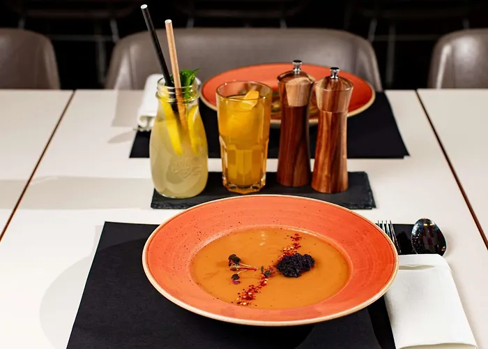 克拉科夫斯坦米莎斯托酒店 克拉科夫