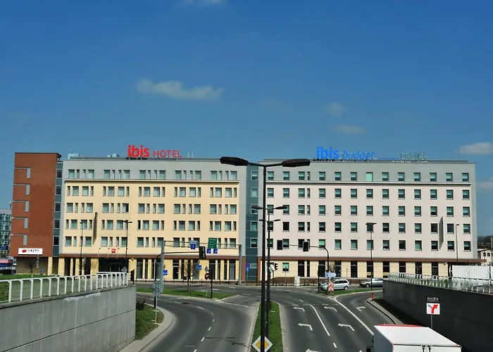 イビス スタレ ミャスト